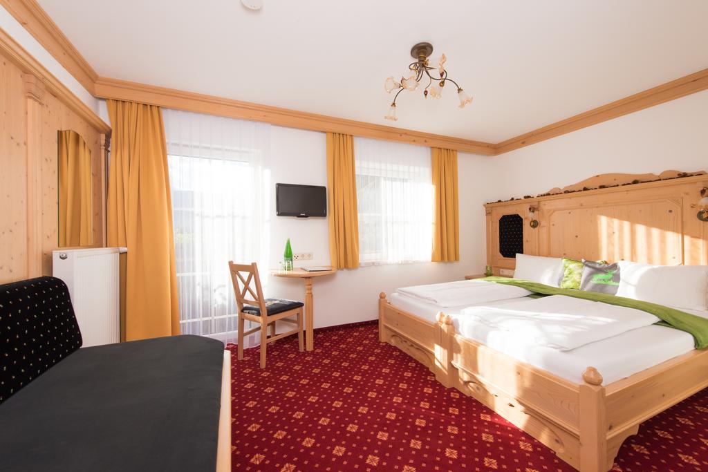 Hotel Moelltalerhof Rangersdorf Exterior photo